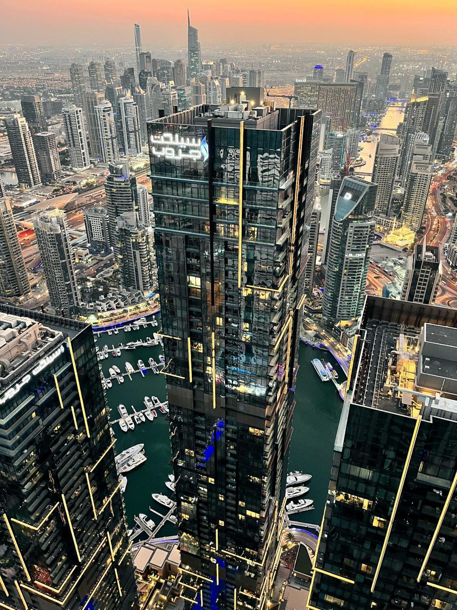 Hostel Torch 77 - By Saffron House Dubai Exterior foto